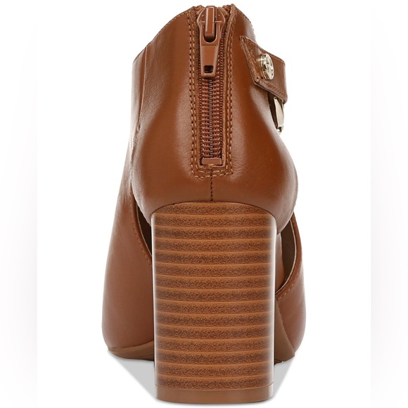 🐘🐘 Giani Bernini Memory Foam Blocked Heel Sandals